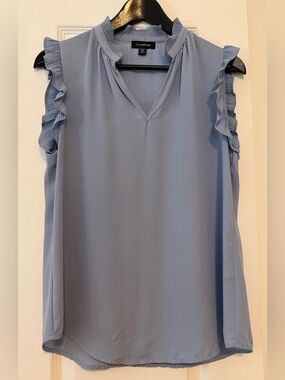 le chateau Light Blue Ruffle Sleeve V-Neck Camisole